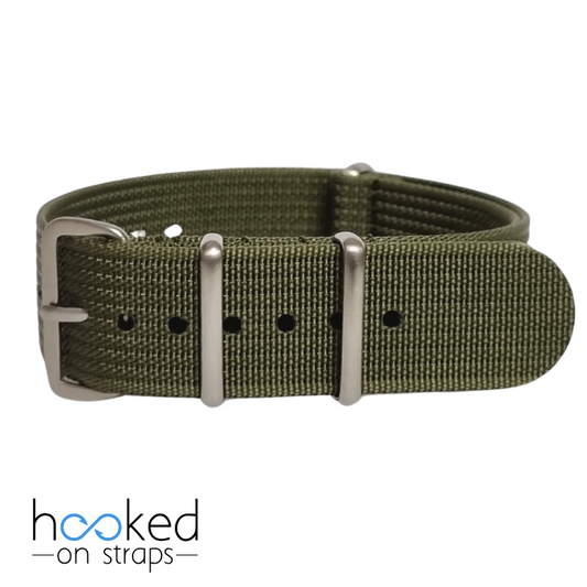 green regular ribbed nato strap