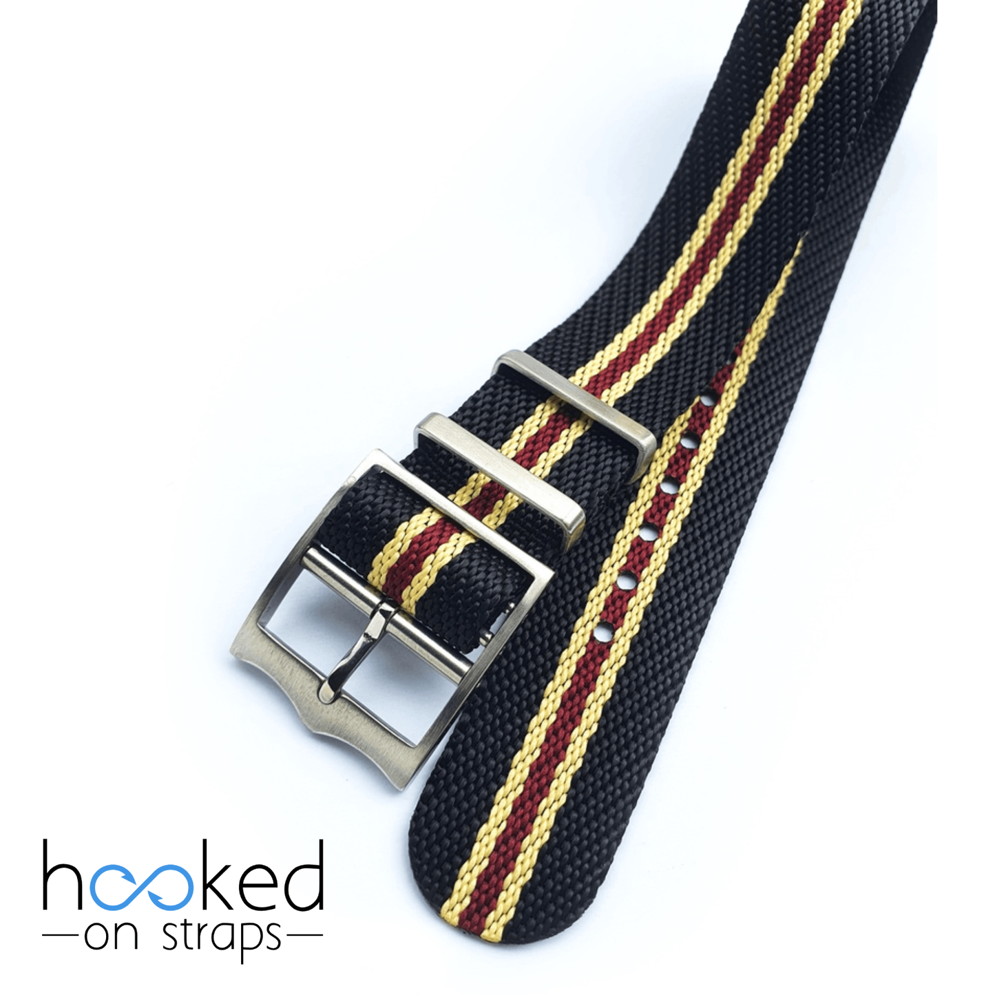 adjustable single pass nato black strap with beige and red centerlines